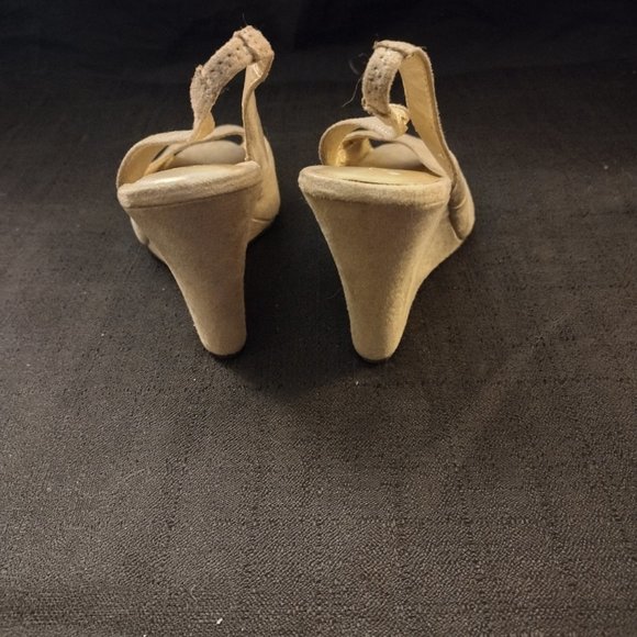 GAP Peep Toe Metallic Suede Platform Heels Pumps size 8 - Picture 3 of 7